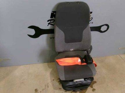 H Model Seat
